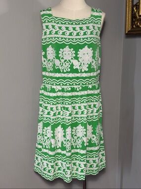 New York & Company XL Green and White Sleeveless Embroidered Dress